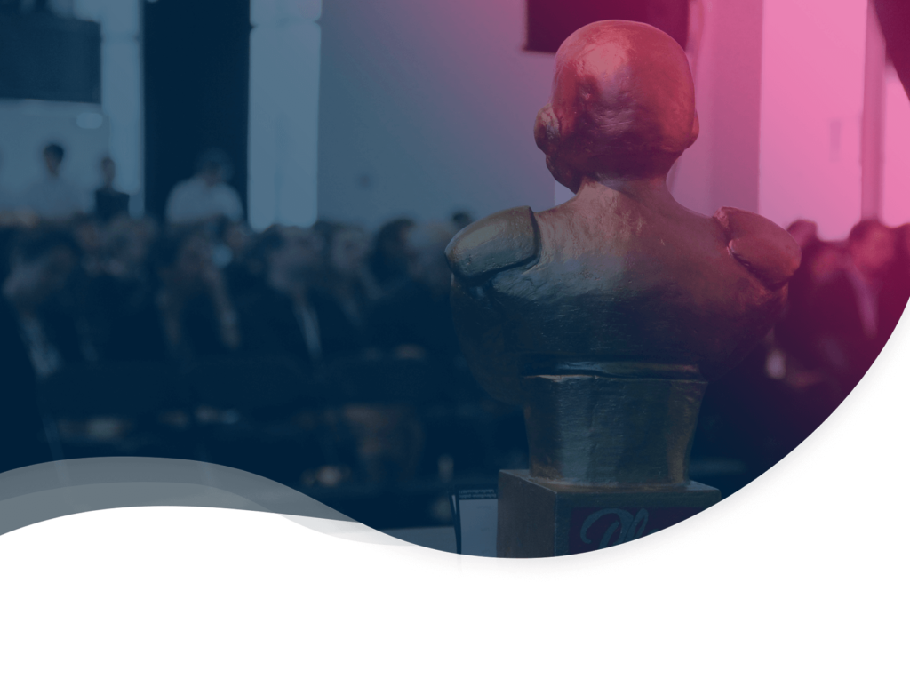 header de l'article sur les clients ambassadeurs de Plezi